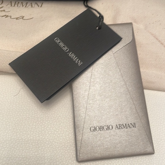 Authentic Giorgio Armani la Prima crossbody bag - Picture 6 of 8